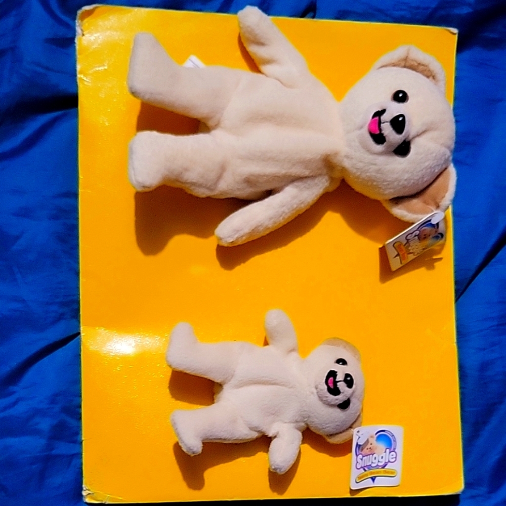 Smiggle Cream Teddy Bear Duo